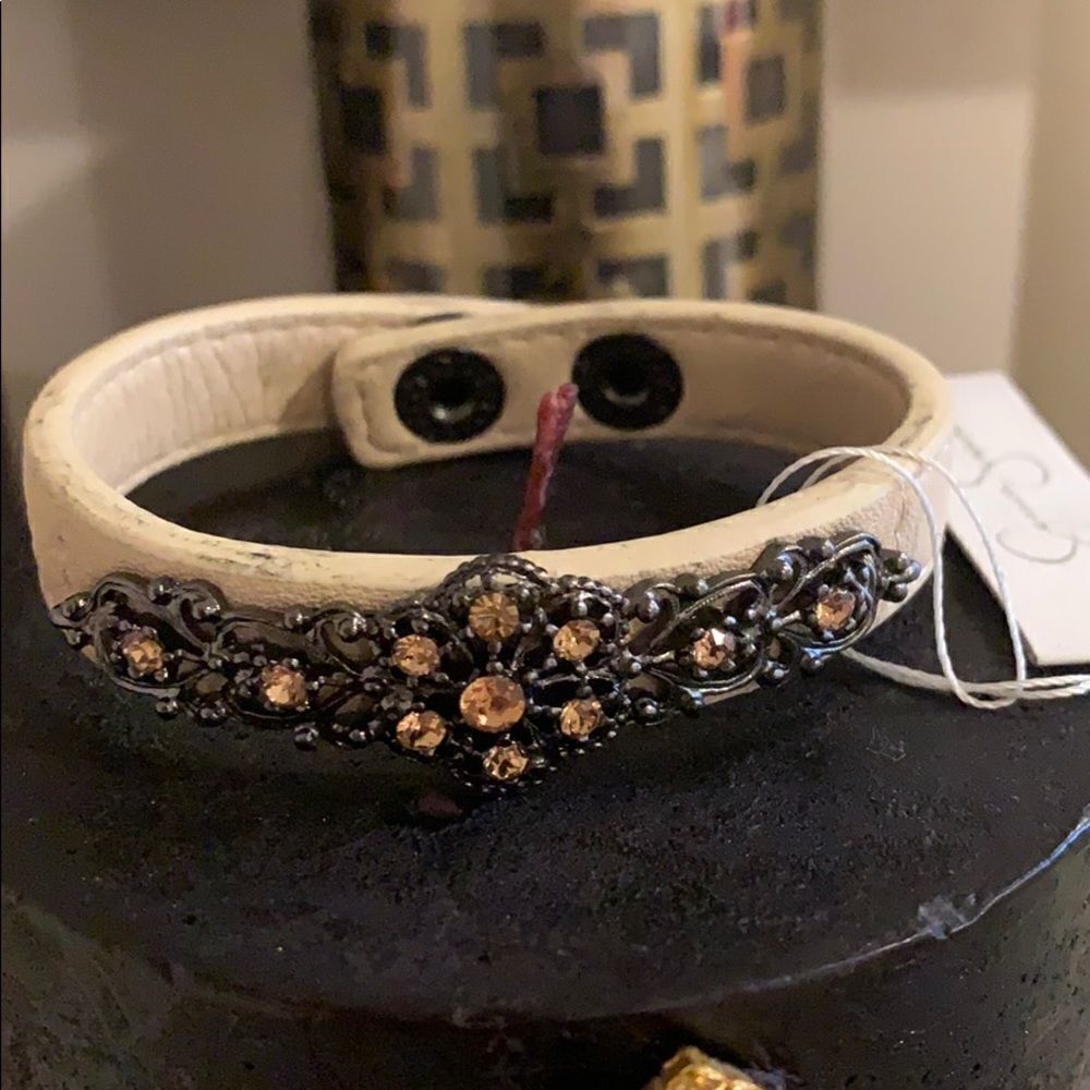 🎉Last deal 🎉Jessica Simpson stones bracelet